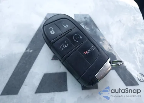 2016 Jeep Grand Cherokee Limited из США, поврежденный, VIN 1C4RJFBGXGC463032